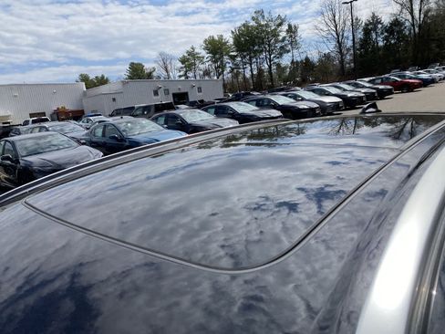 Used 2019 Volvo XC60 T6 Momentum image 15