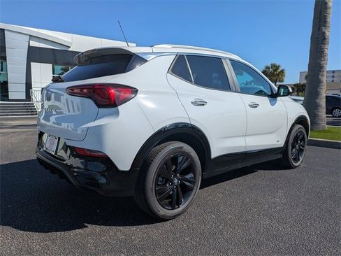 Used 2025 Buick Encore GX Sport Touring w/ Comfort Package image 4