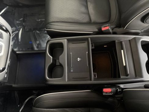 Used 2025 Honda Odyssey Elite image 41