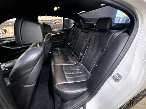 Used 2017 BMW 530i RWD image 28