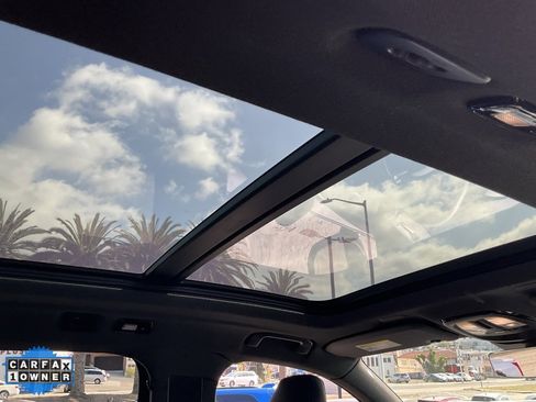 Used 2023 Volvo XC40 Recharge Plus image 55