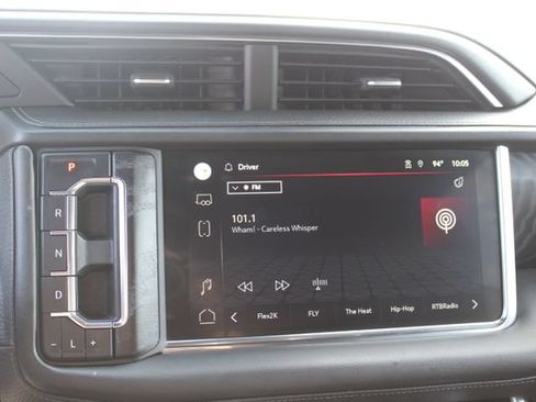 Used 2022 GMC Yukon Denali AWD/4WD image 18