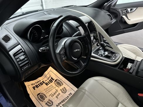 Used 2016 Jaguar F-TYPE Convertible RWD image 15
