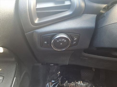 Used 2020 Ford EcoSport Titanium image 13