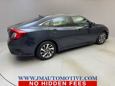 Used 2017 Honda Civic EX image 5