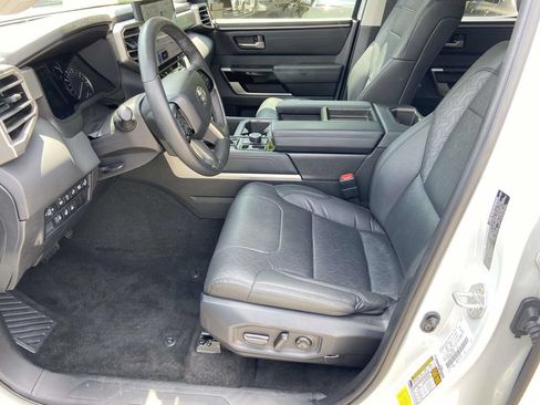 Used 2023 Toyota Tundra Limited w/ Power Package AWD/4WD image 18