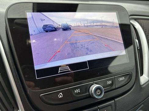 Used 2024 Chevrolet Malibu LT image 23