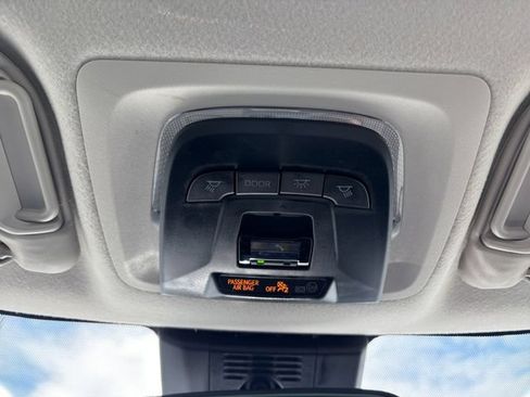Used 2024 Toyota Corolla LE FWD image 19