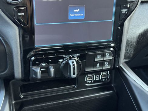 Certified 2023 RAM 1500 Big Horn AWD/4WD image 17