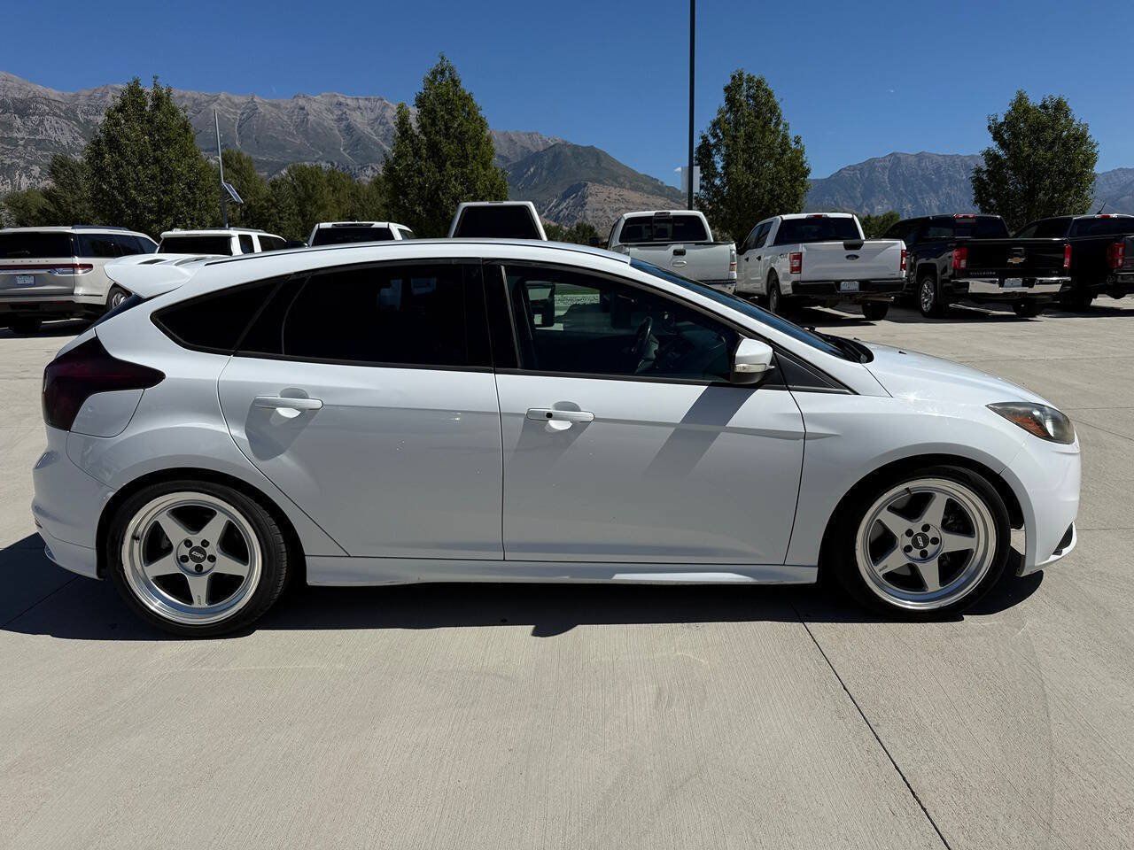 Used 2014 Ford Focus ST FWD image 2