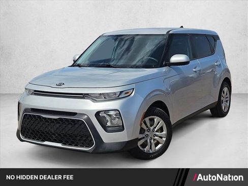 Used 2020 Kia Soul LX FWD image 1