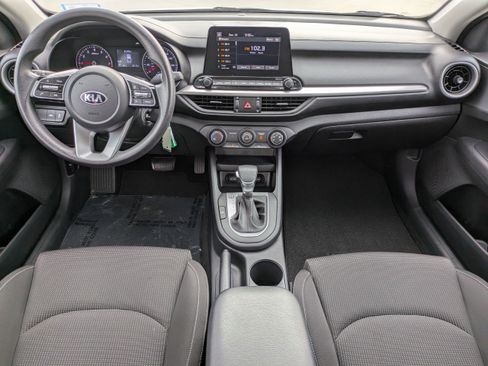 Used 2021 Kia Forte LXS image 10