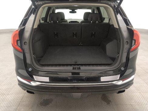 Used 2019 GMC Terrain Denali w/ Advanced Safety Package image 29