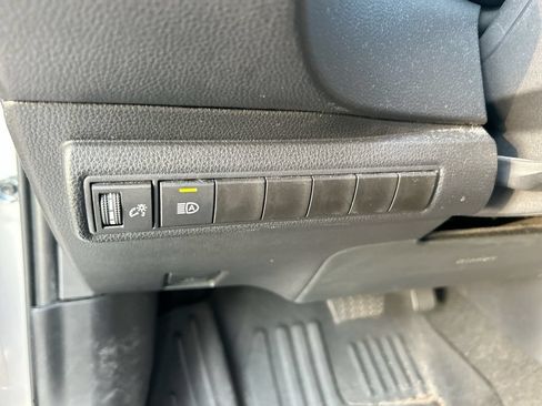 Used 2024 Toyota Corolla LE FWD image 13