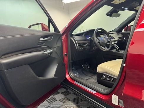 Used 2020 Cadillac XT4 Sport w/ Sun And Sound Package image 10