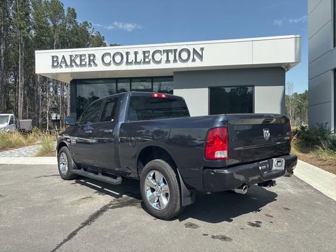 Used 2019 RAM 1500 Express w/ Express Value Package image 10