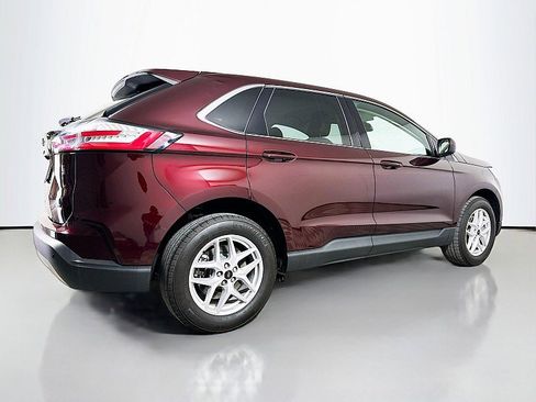 Used 2024 Ford Edge SEL w/ Convenience Package image 7