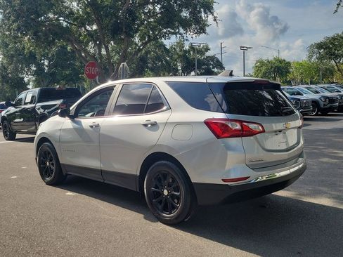 Used 2021 Chevrolet Equinox LT FWD image 3