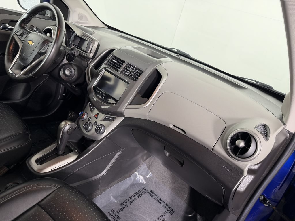 Used 2014 Chevrolet Sonic LTZ FWD image 32