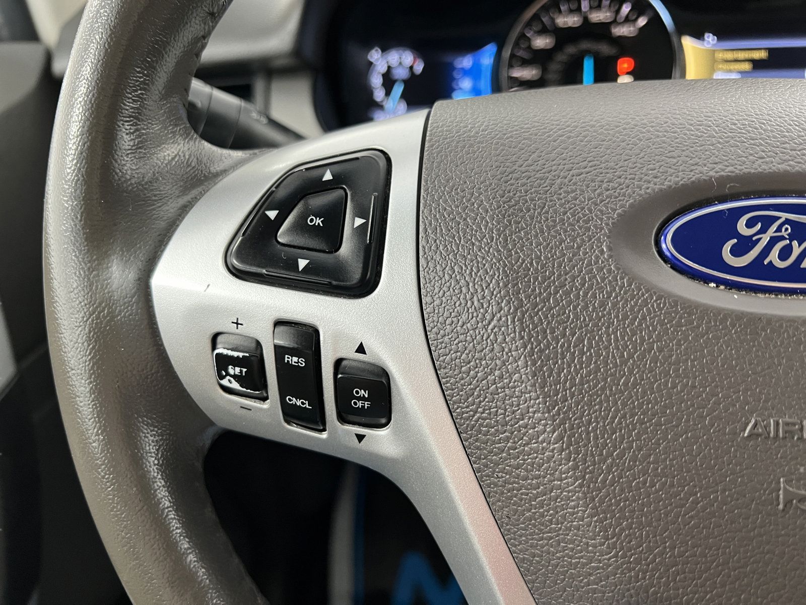 Used 2014 Ford Edge SEL w/ Equipment Group 205A AWD/4WD image 24