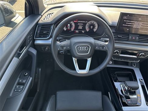 Certified 2025 Audi Q5 2.0T Premium w/ Convenience Plus Package image 14