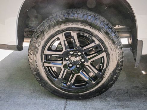 Used 2026 Chevrolet Silverado 1500 RST image 13