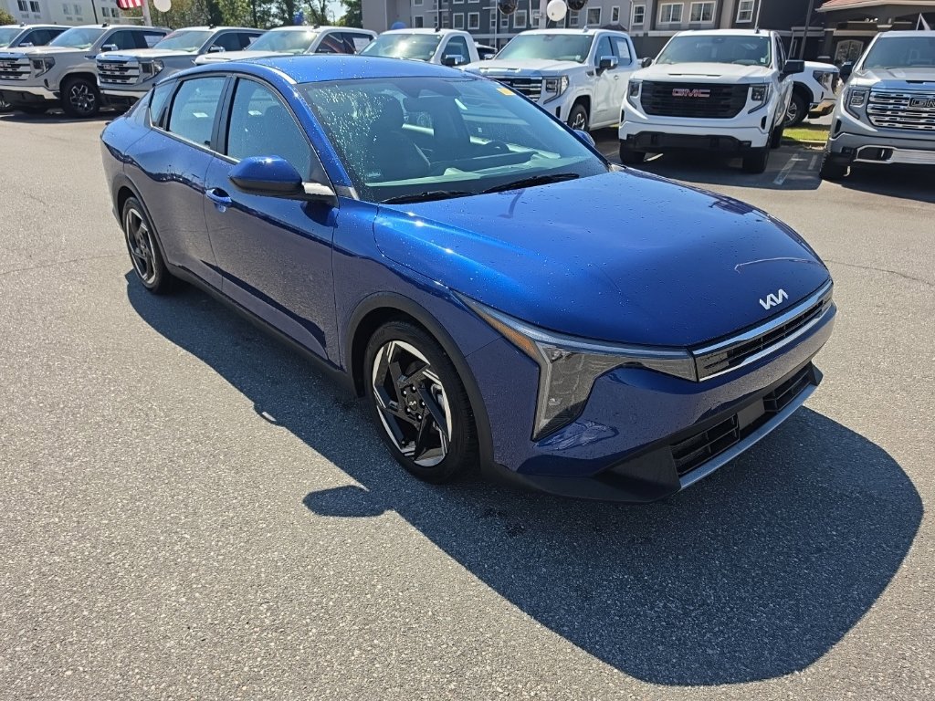 Certified 2025 Kia K4 EX FWD image 1