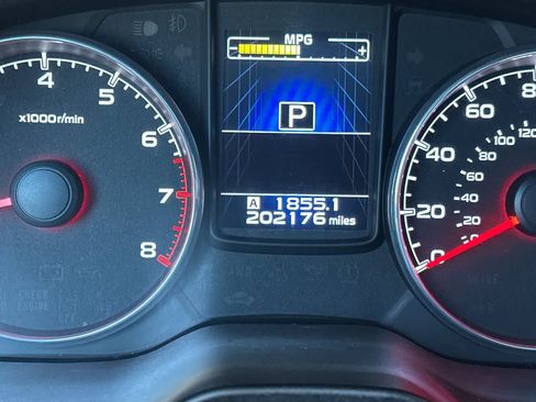 Used 2014 Subaru Legacy 3.6R Limited AWD/4WD image 23