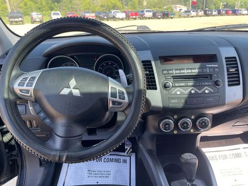 Used 2012 Mitsubishi Outlander GT image 13