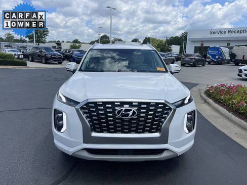 Used 2022 Hyundai Palisade Limited FWD image 3