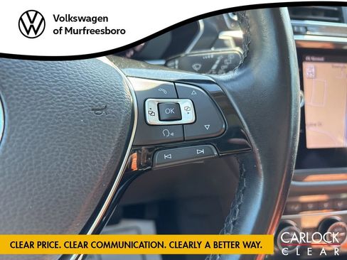 Used 2018 Volkswagen Tiguan SEL Premium AWD/4WD image 18