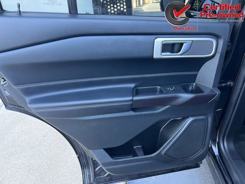 Used 2020 Ford Explorer XLT w/ Equipment Group 202A RWD image 38