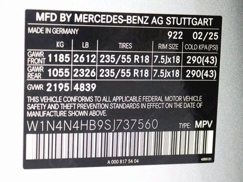 Certified 2025 Mercedes-Benz GLA 250 4MATIC image 32