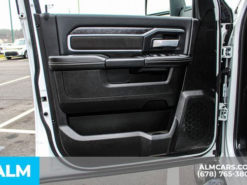 Used 2024 RAM 3500 Big Horn image 36