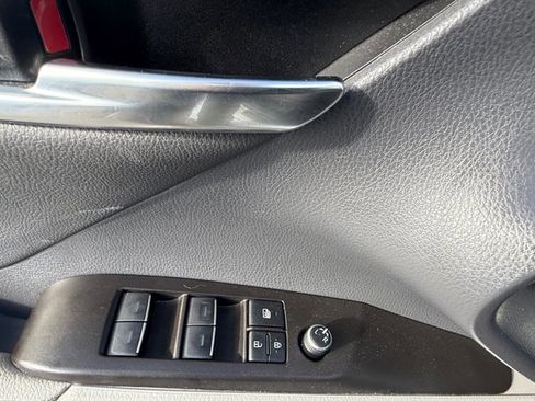 Certified 2023 Toyota Camry XLE image 21