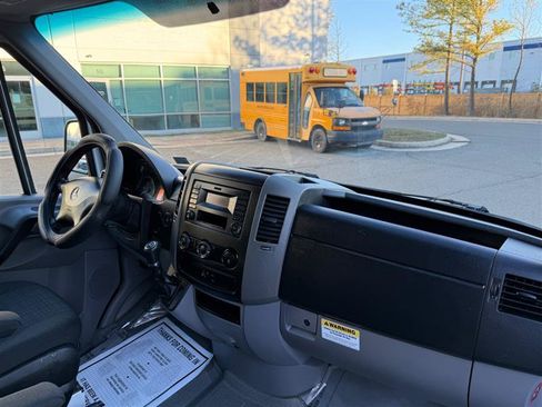 Used 2017 Mercedes-Benz Sprinter 2500 image 51