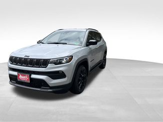 New 2026 Jeep Compass Latitude w/ Quick Order Package 29K video 2