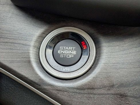 Used 2022 Jeep Grand Cherokee Limited 4xe AWD/4WD image 29