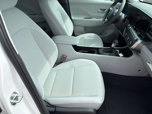 New 2026 Hyundai Kona SE FWD image 14