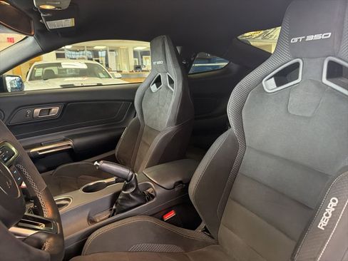 Used 2017 Ford Mustang Shelby GT350 w/ Electronics Package image 22