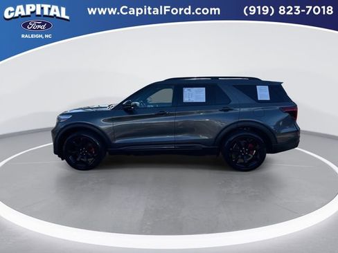 Used 2020 Ford Explorer ST w/ ST Street Pack image 5