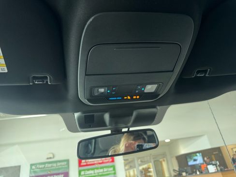 Used 2022 Ford F150 XLT w/ Equipment Group 301A Mid image 19