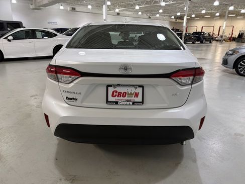 Used 2026 Toyota Corolla LE image 7