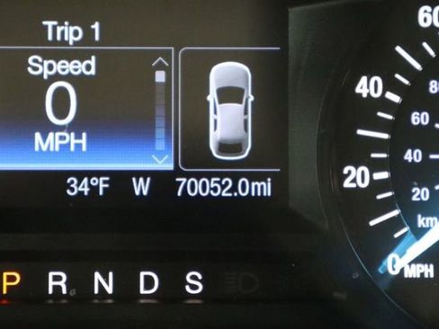 Used 2017 Ford Edge SE FWD image 33