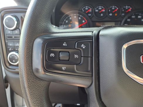 Used 2024 GMC Sierra 2500 Pro w/ Convenience Package image 8