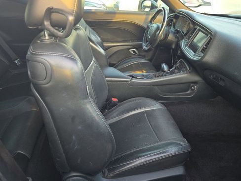 Used 2018 Dodge Challenger SXT Plus RWD image 6