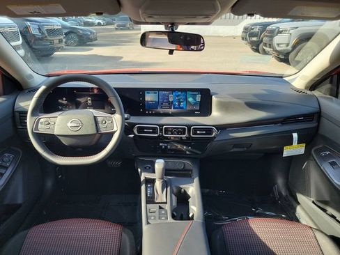 New 2026 Nissan Sentra SR w/ Floor Mat Package FWD image 8