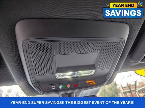 Used 2024 Chevrolet Blazer EV LT image 21