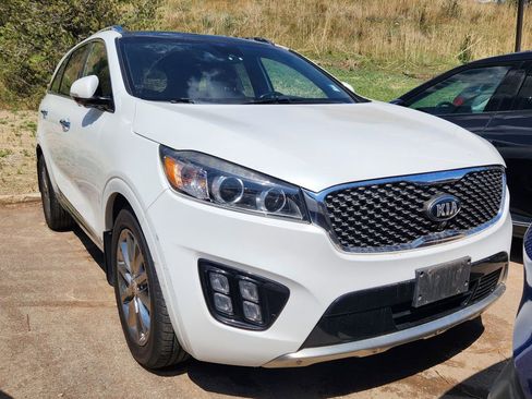 Used 2018 Kia Sorento SX AWD/4WD image 2
