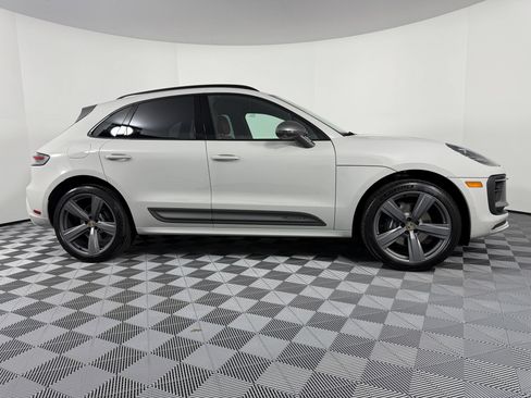 Certified 2026 Porsche Macan Turbo AWD/4WD image 8